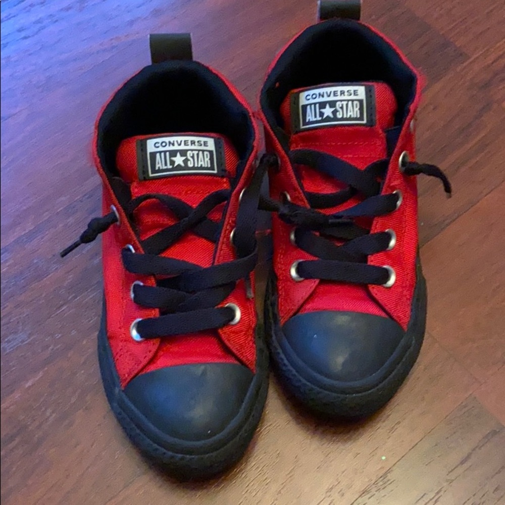 Boys chucks